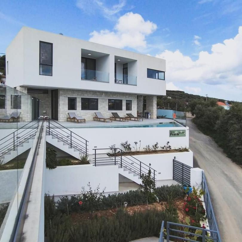 Апартаменты Silver Cozy Getaway - 3 Pearls Pool Retreat *
